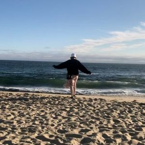 Meet your Posher, Lili.